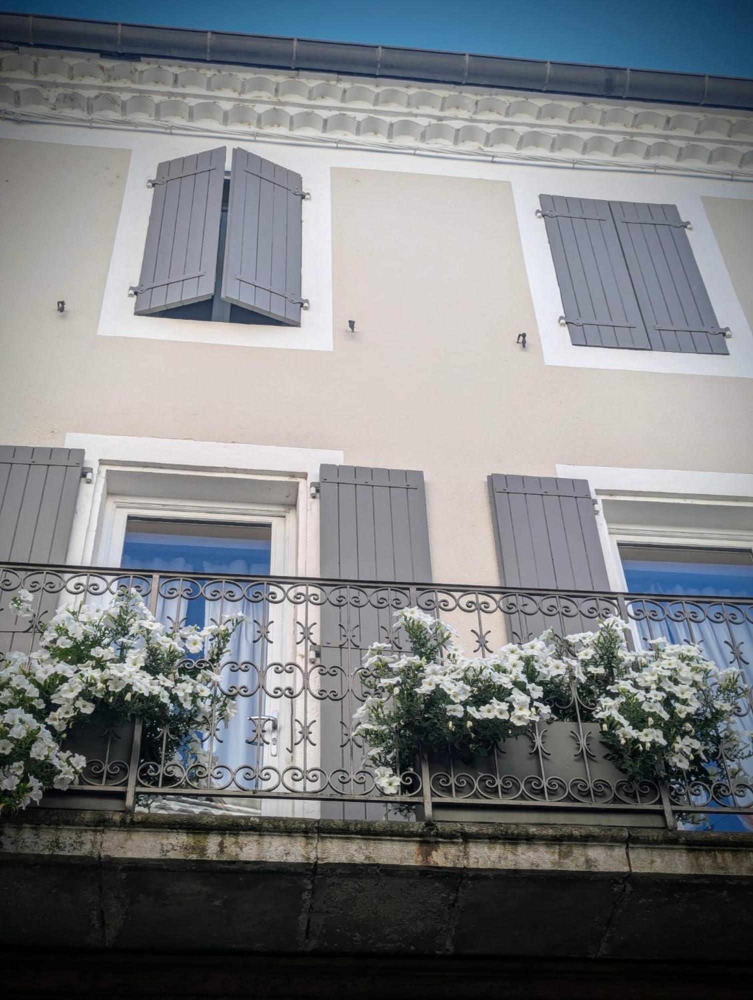 La Tulipe Sauvage Bed & Breakfast Bourdeaux Exterior photo