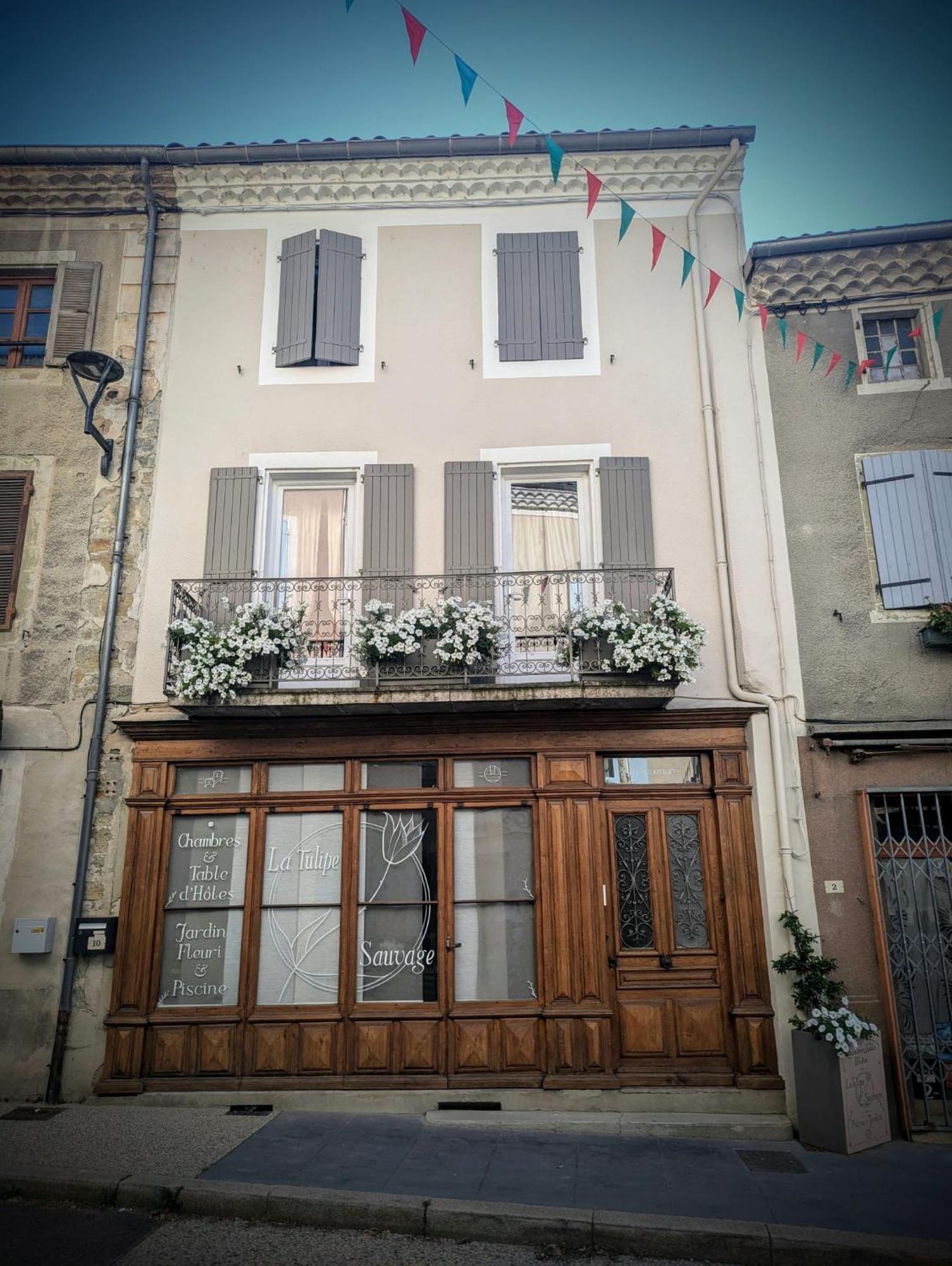 La Tulipe Sauvage Bed & Breakfast Bourdeaux Exterior photo