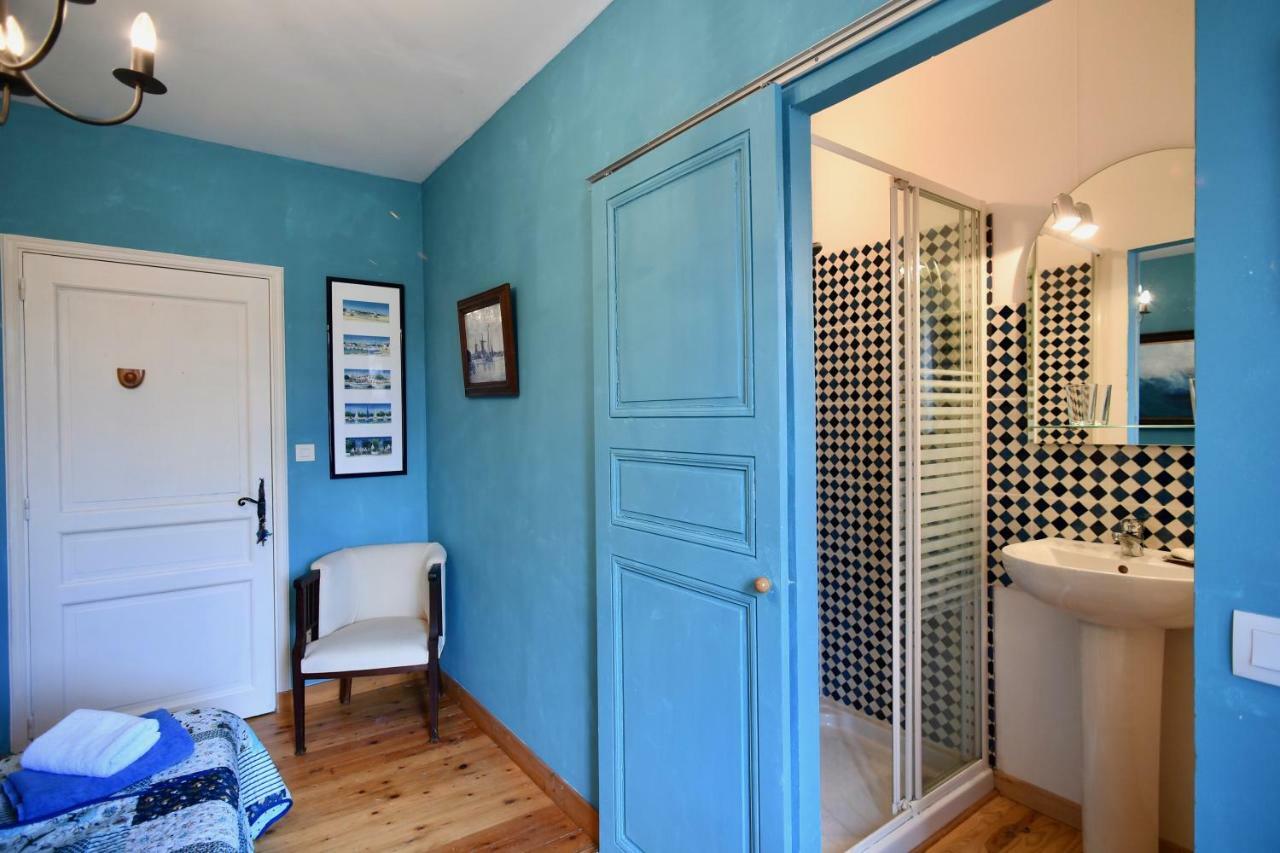 La Tulipe Sauvage Bed & Breakfast Bourdeaux Exterior photo